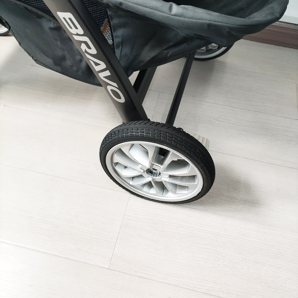 Ban Belakang Khusus untuk Kere - Chicco Stroller Bravo ulasan dan harga
